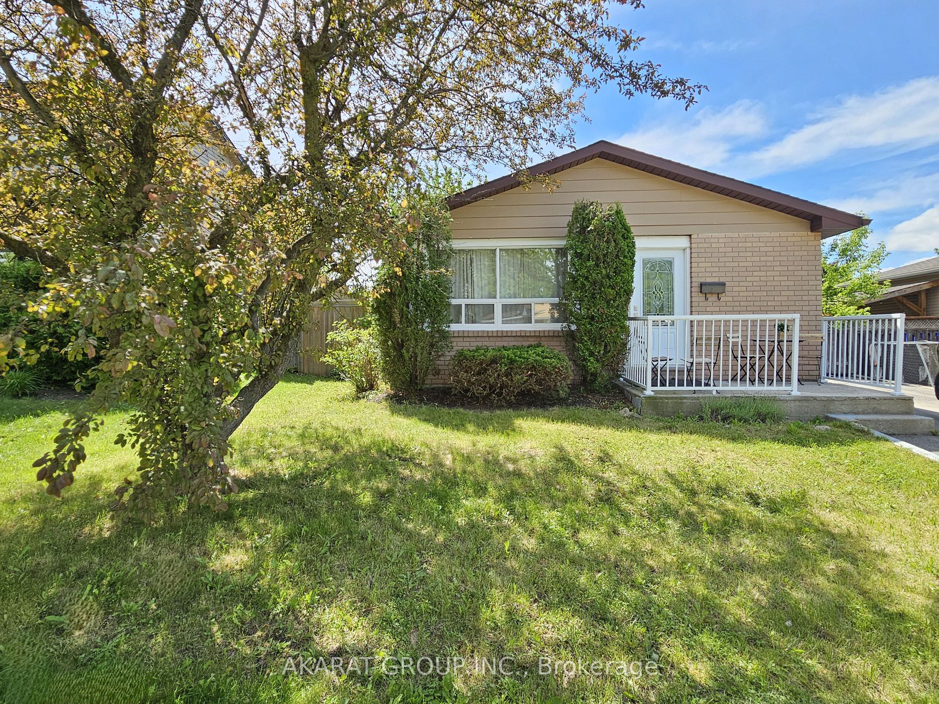 25 Pembroke Street N