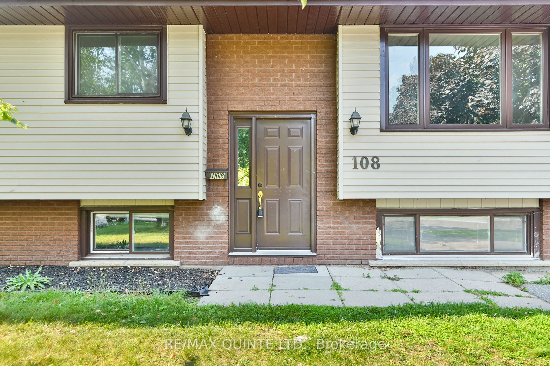 108 Nicholas Street