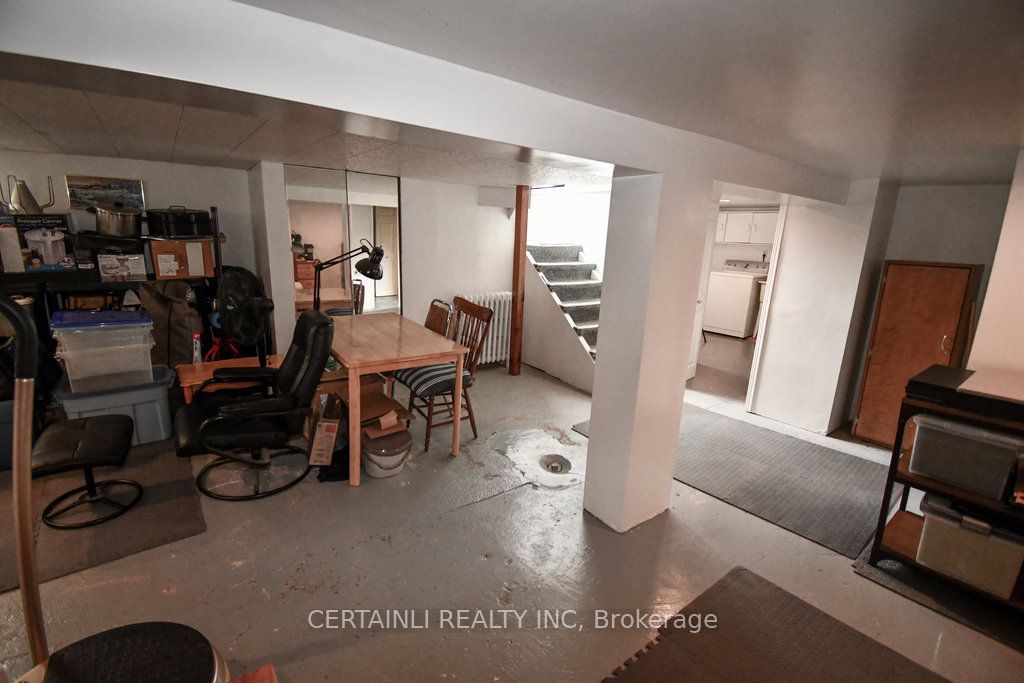 240 Greenwood Ave