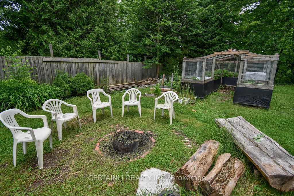 240 Greenwood Ave