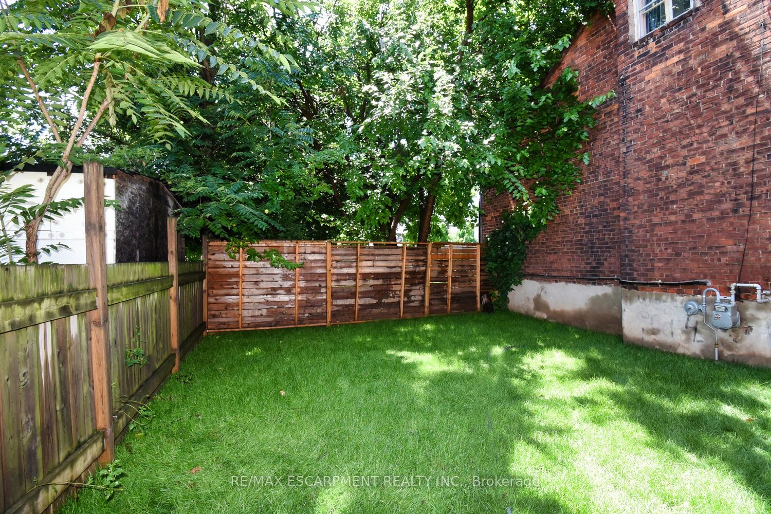 126 Evans Street