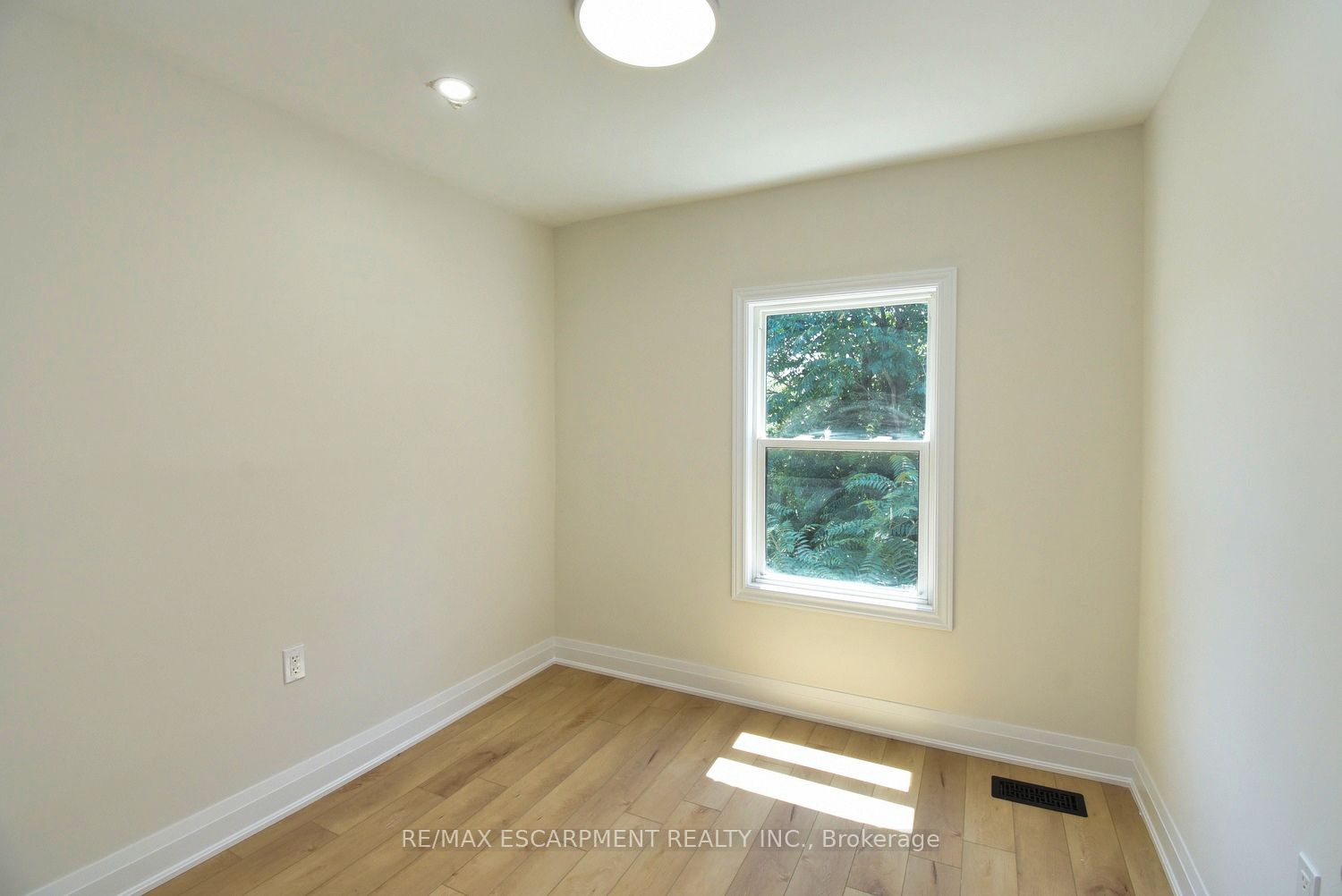126 Evans Street