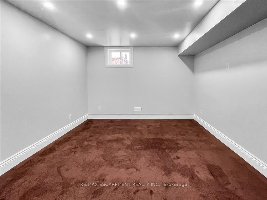 116 EAST 21st Street