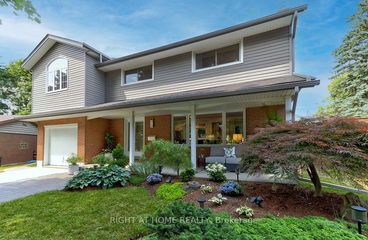 119 Charlotte Place