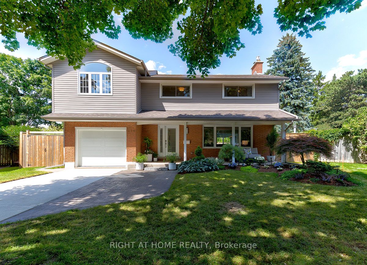 119 Charlotte Place