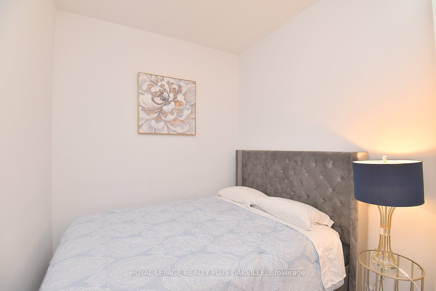 101 Shoreview Place #633