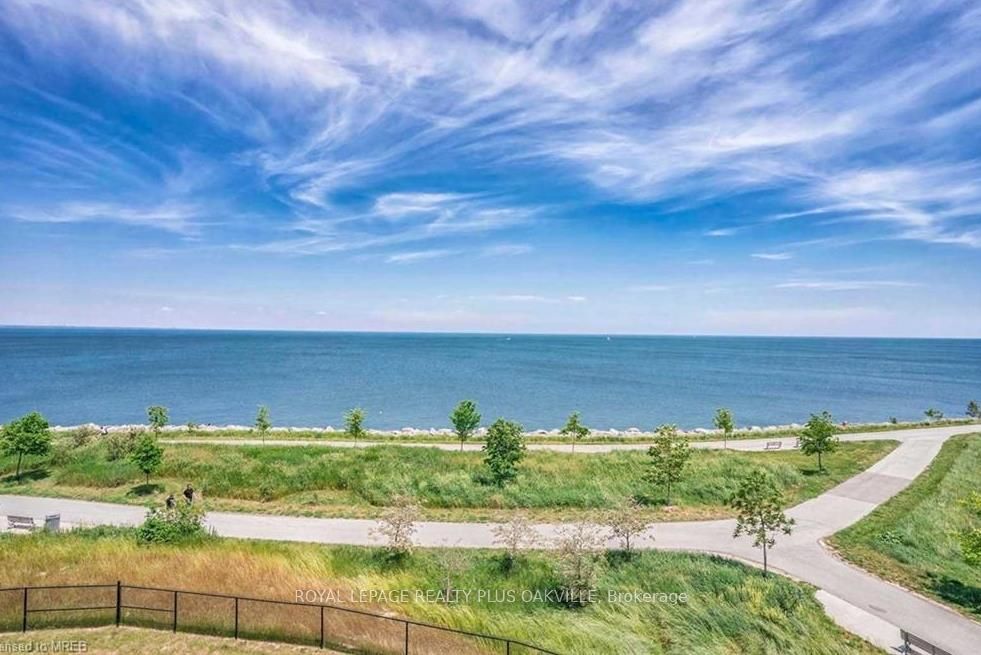 101 Shoreview Place #633