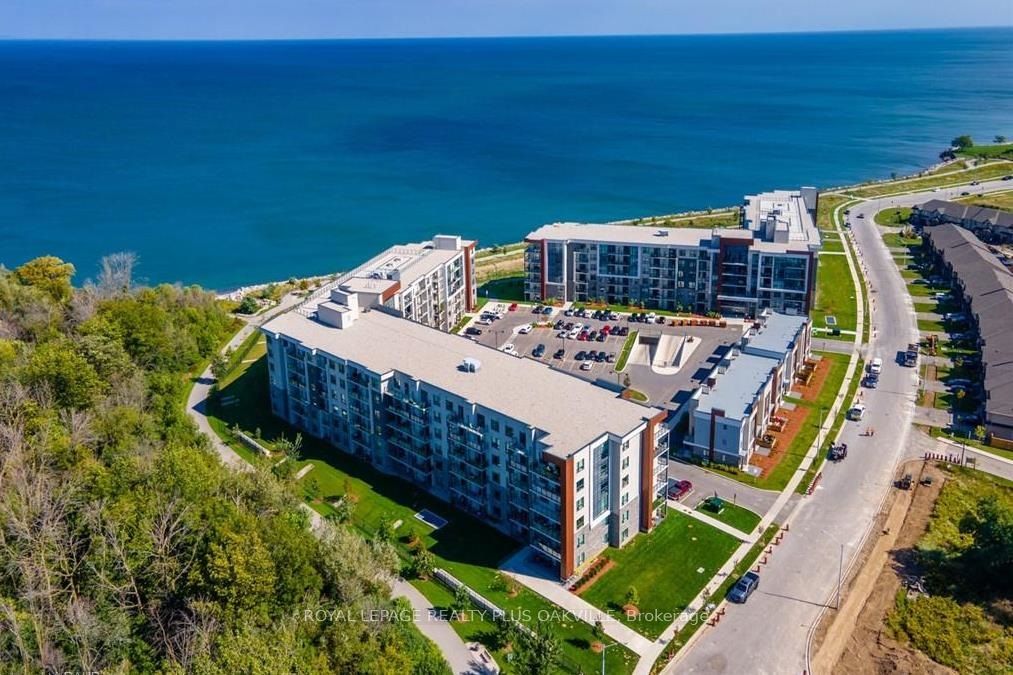 101 Shoreview Place #633