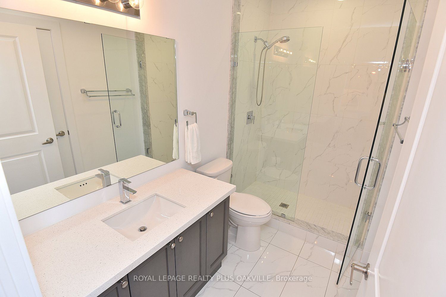 101 Shoreview Place #633