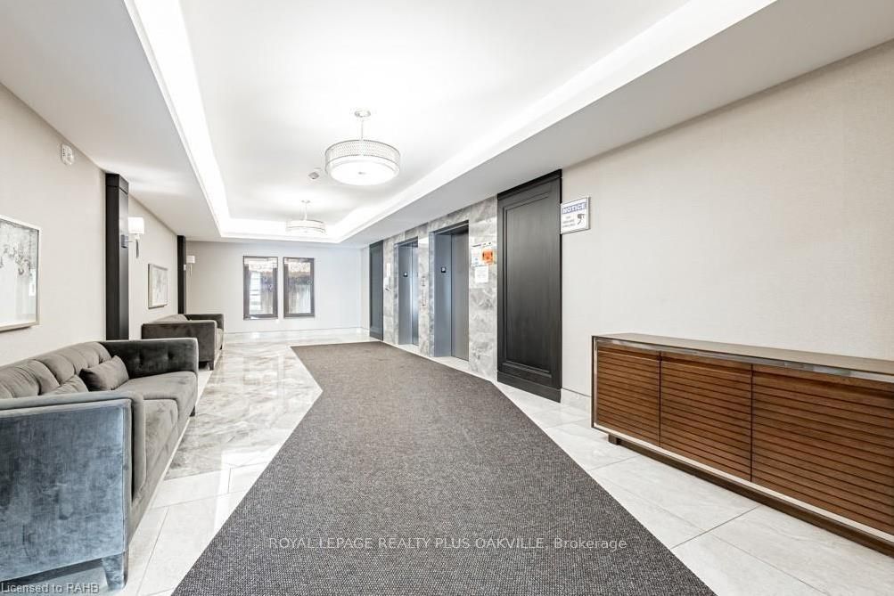 101 Shoreview Place #633
