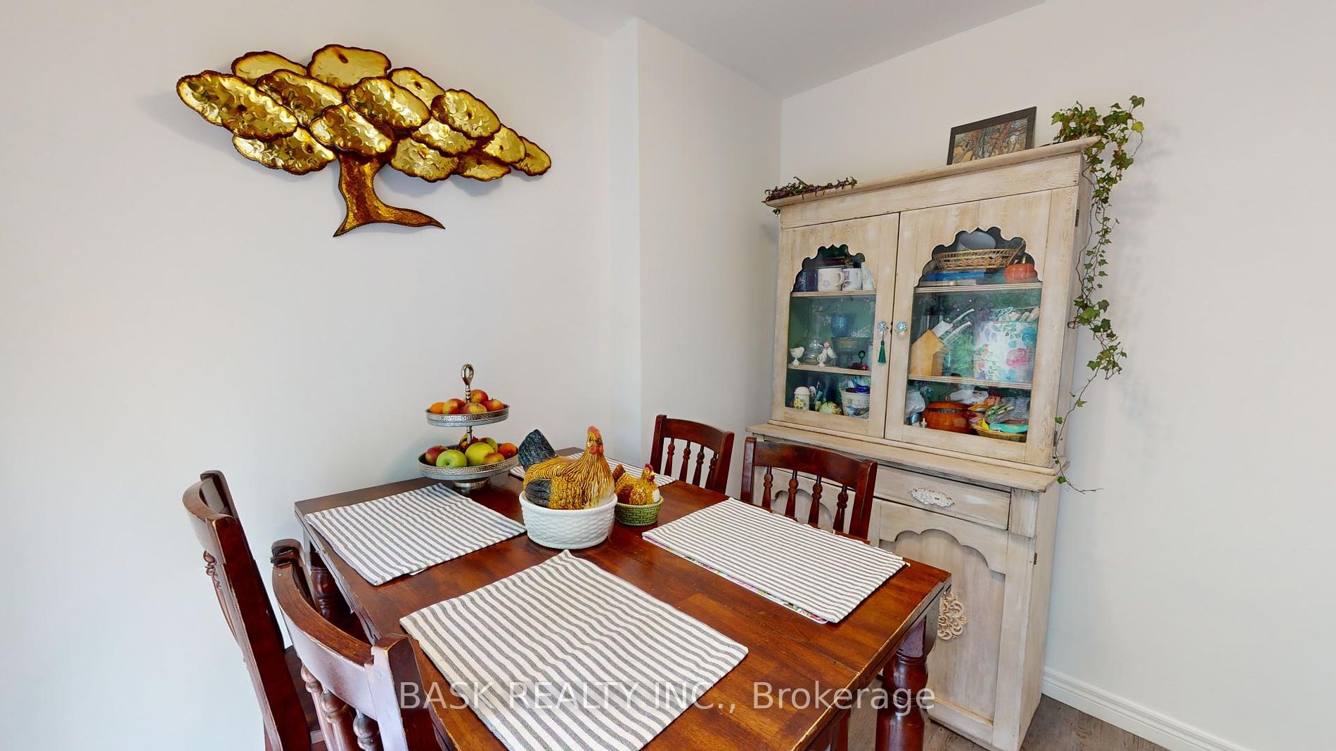 42 Shanley St