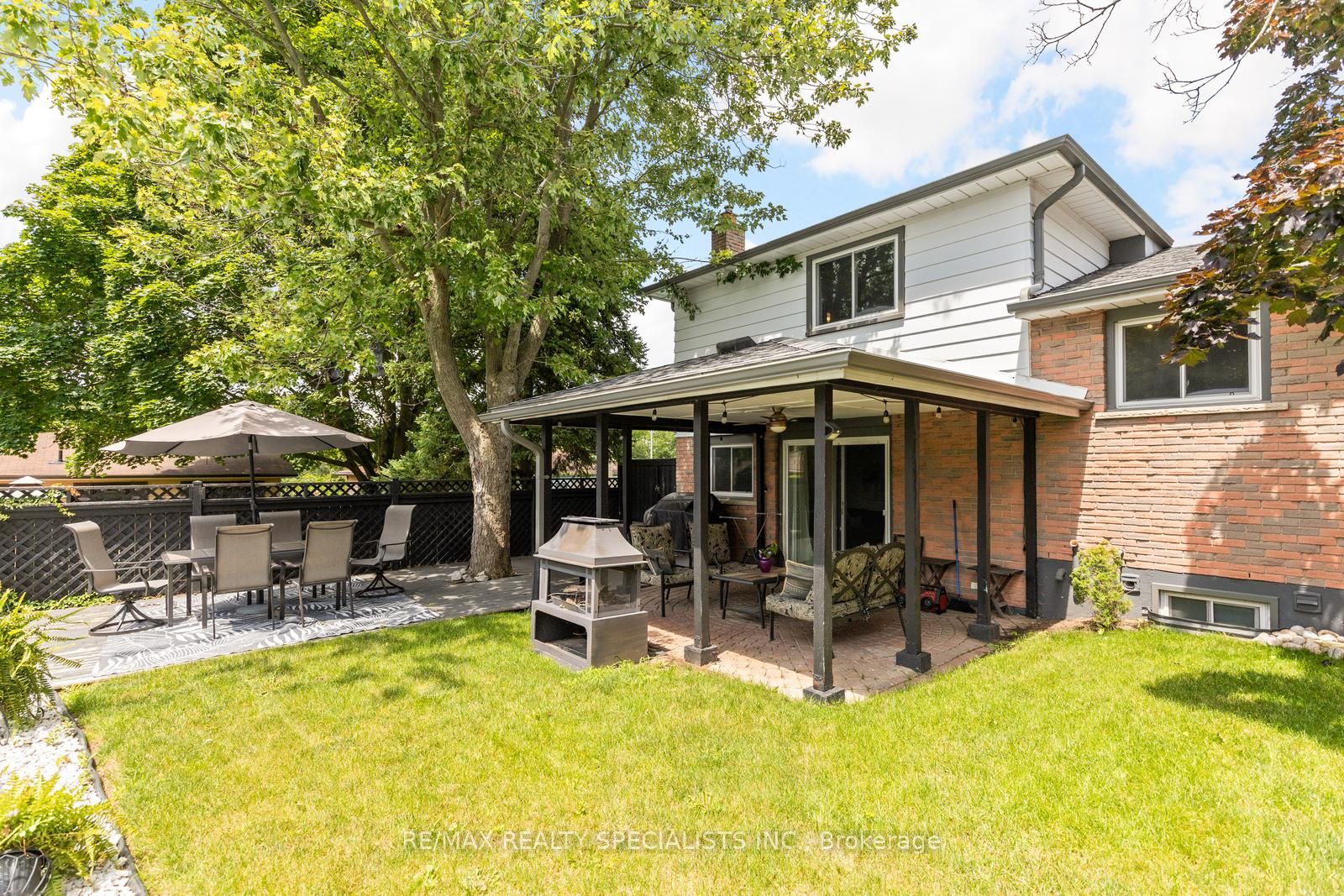 33 HILLCREST Ave