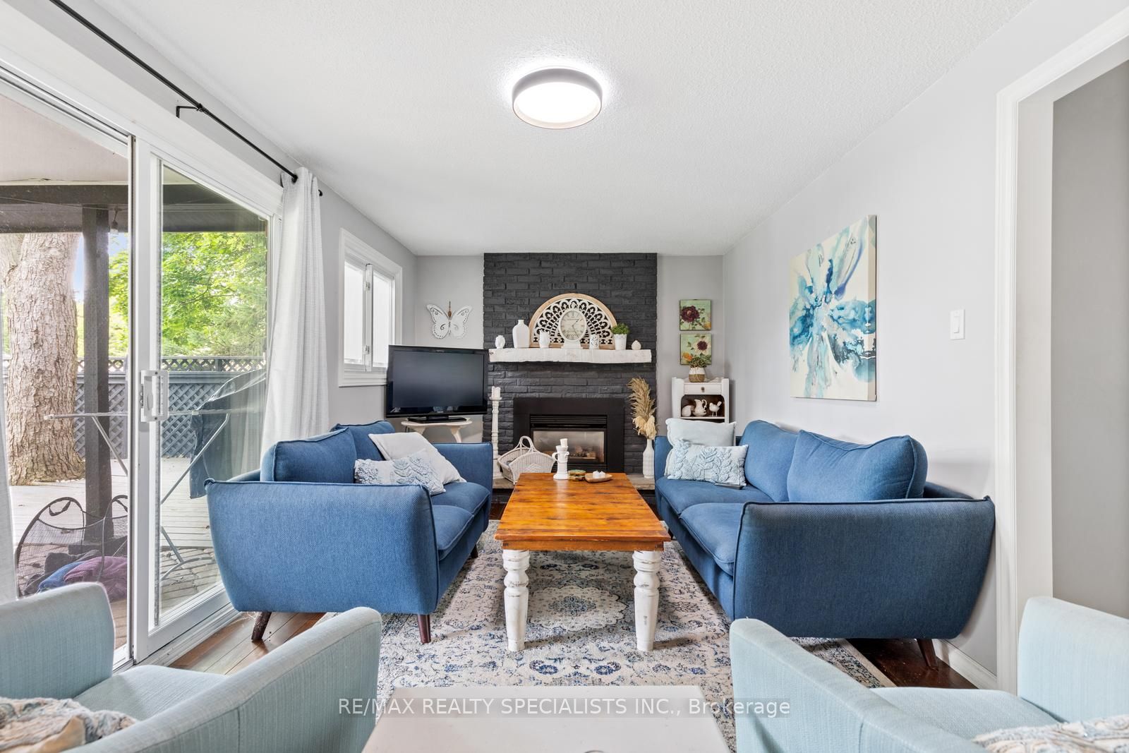 33 HILLCREST Ave