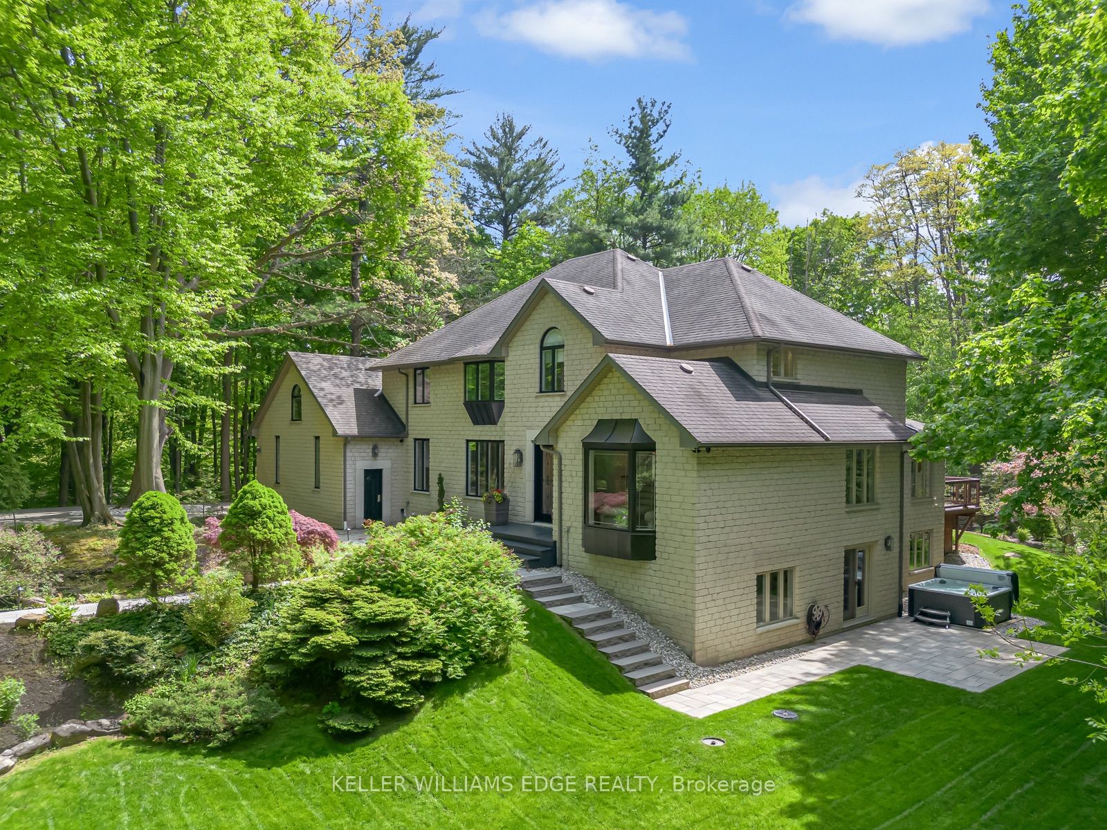 18 Elder Crescent