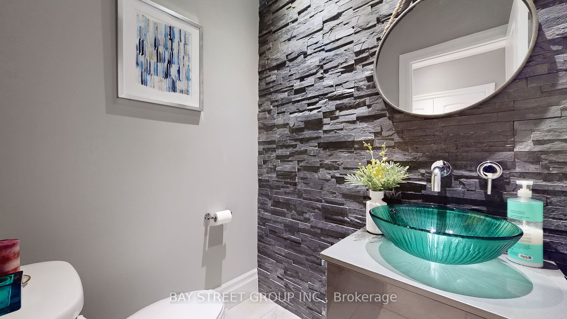 208 John Frederick Dr