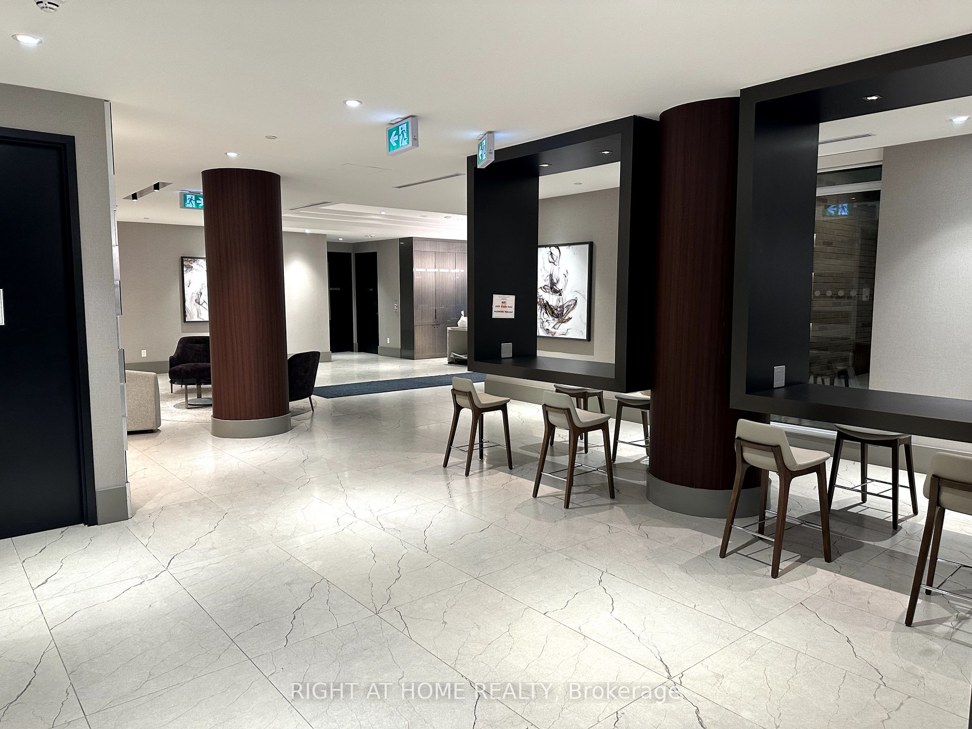 55 Duke Street W #415