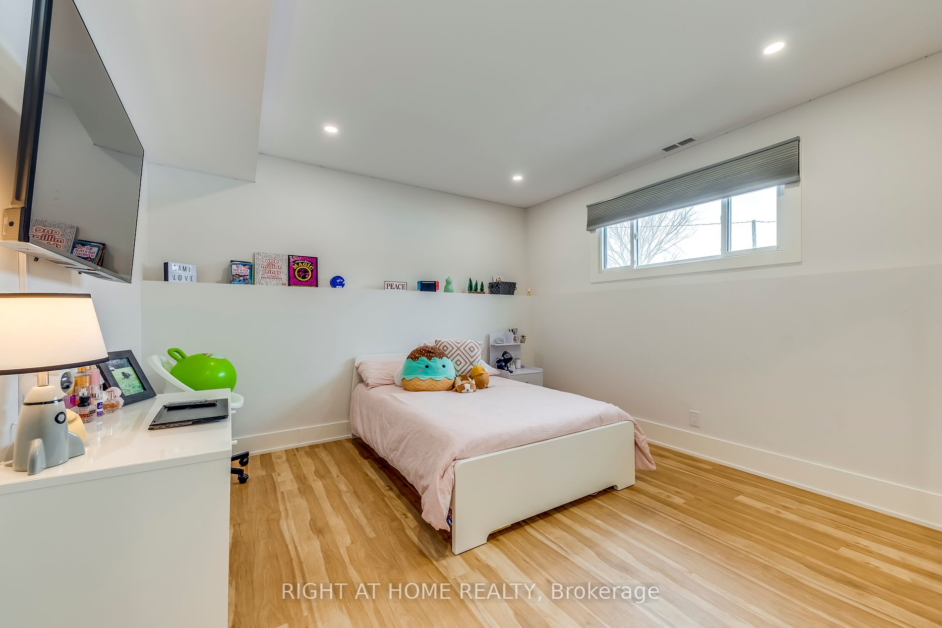 146 7th Concession Rd E