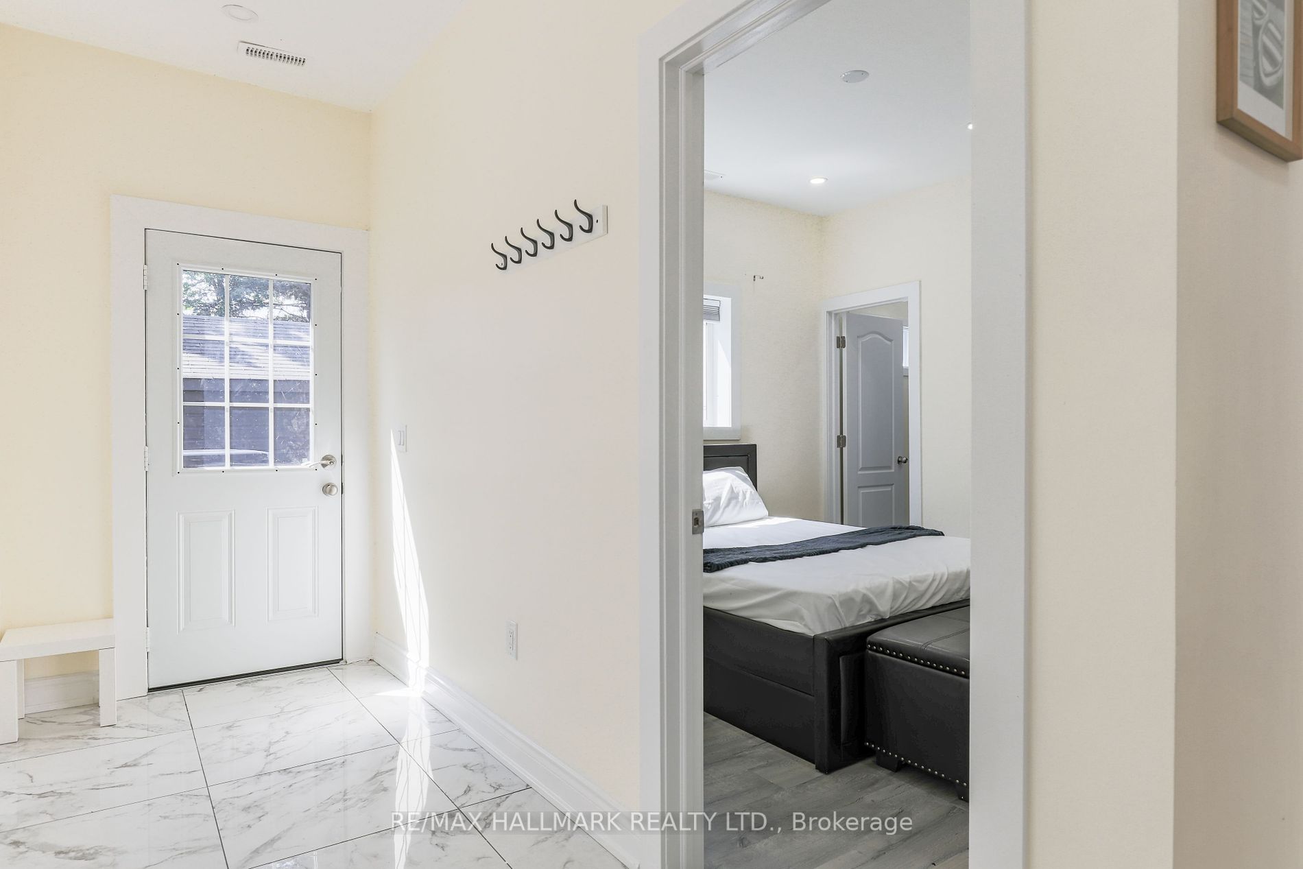 21 Shirley Anne Drive S