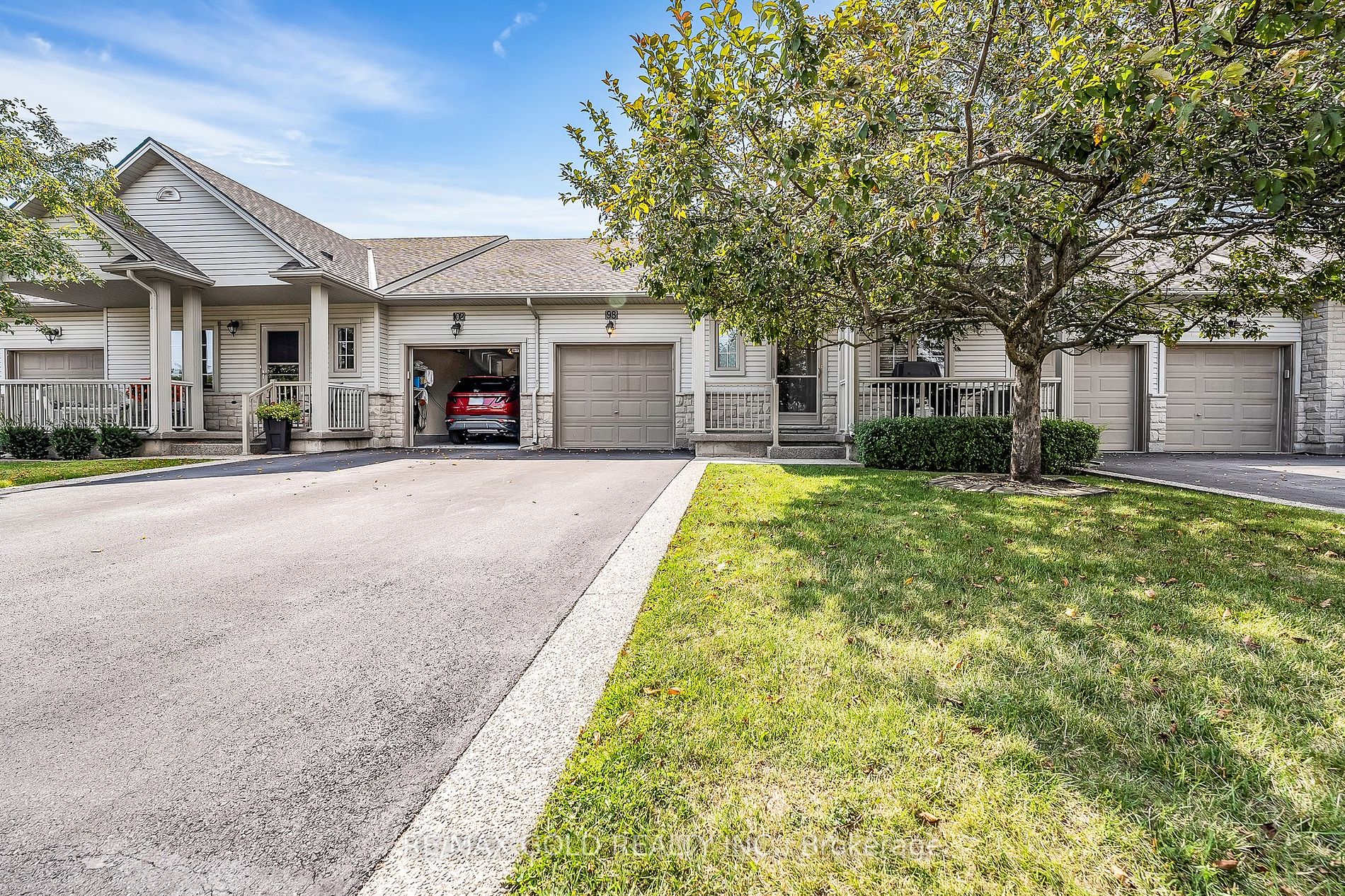 98 Southbrook Dr, #5