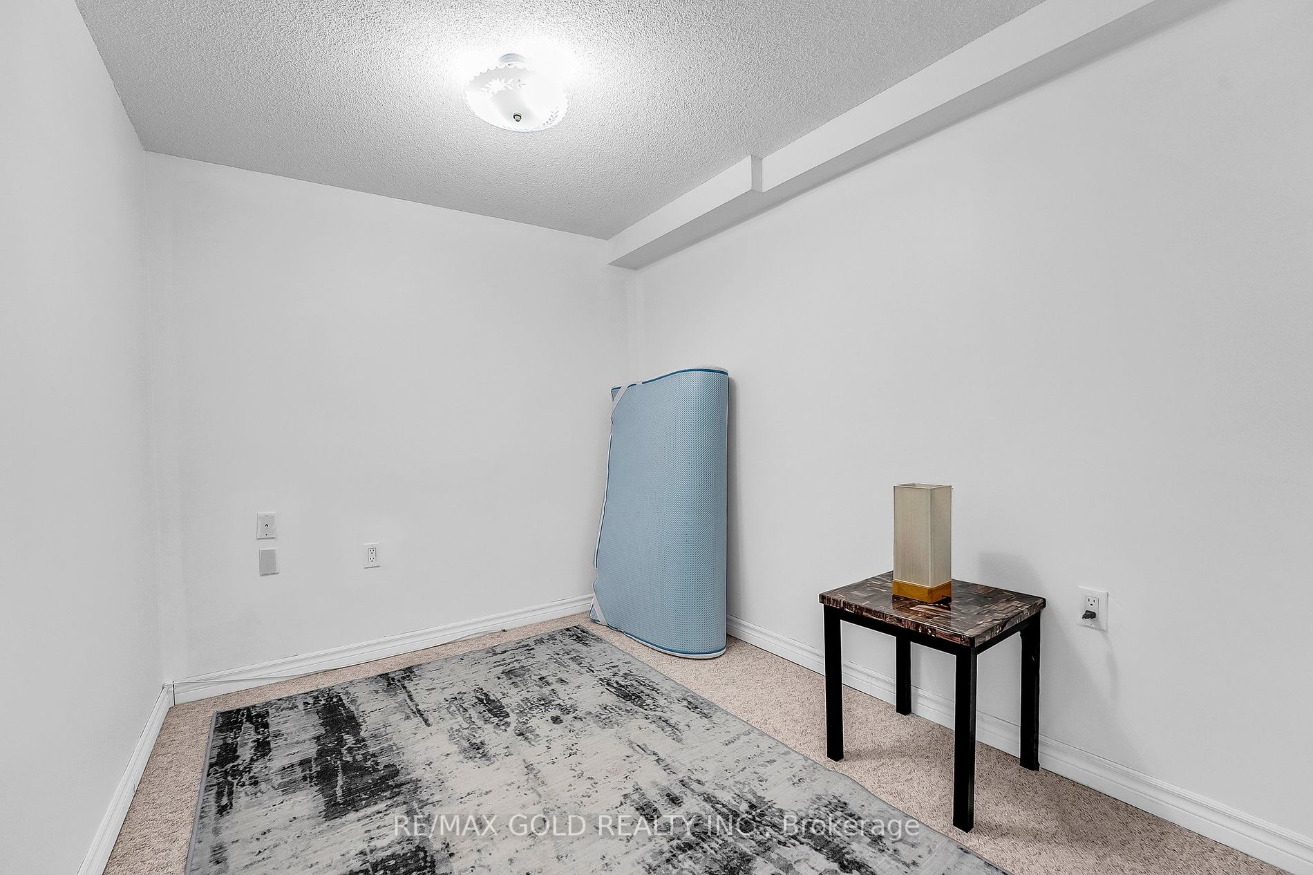 98 Southbrook Dr, #5