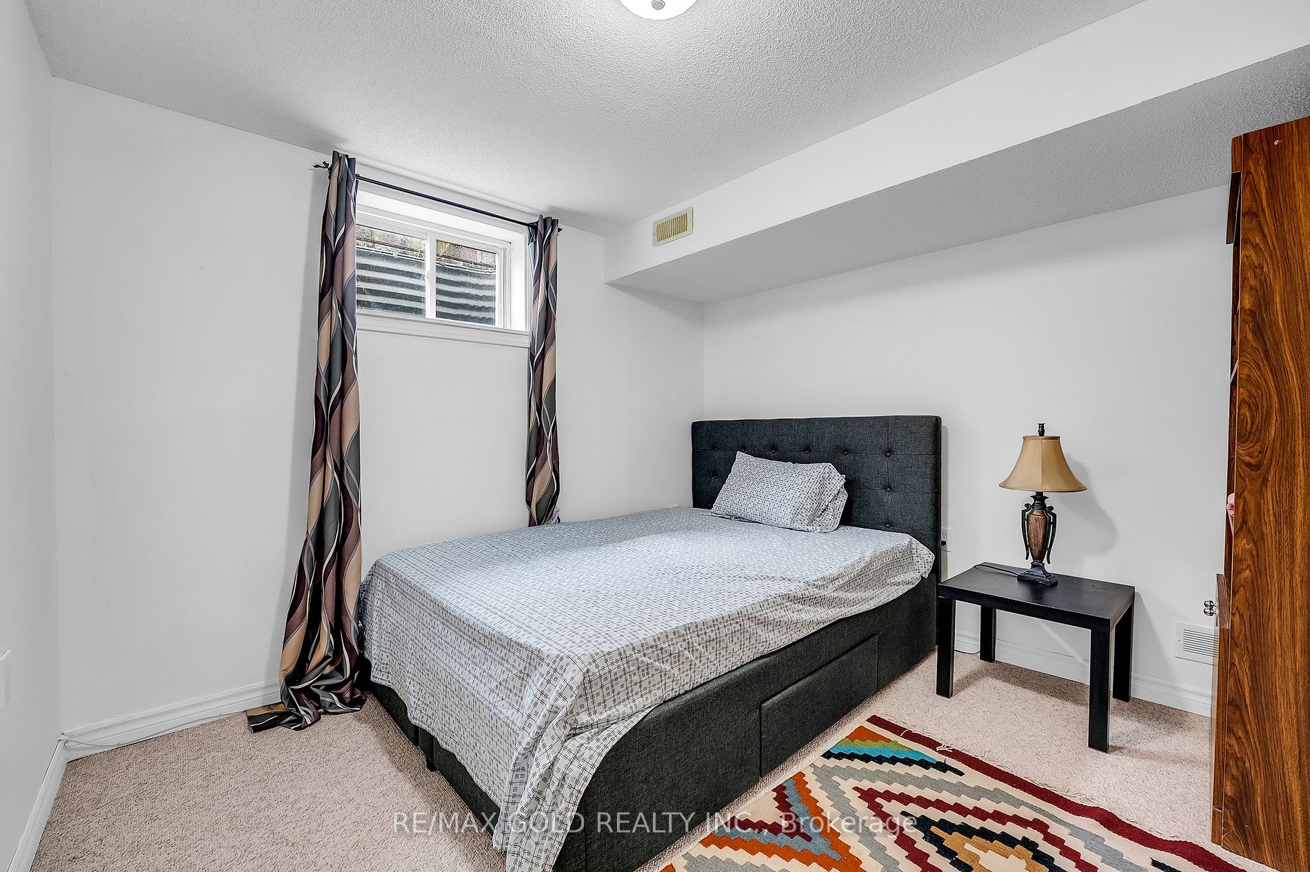 98 Southbrook Dr, #5