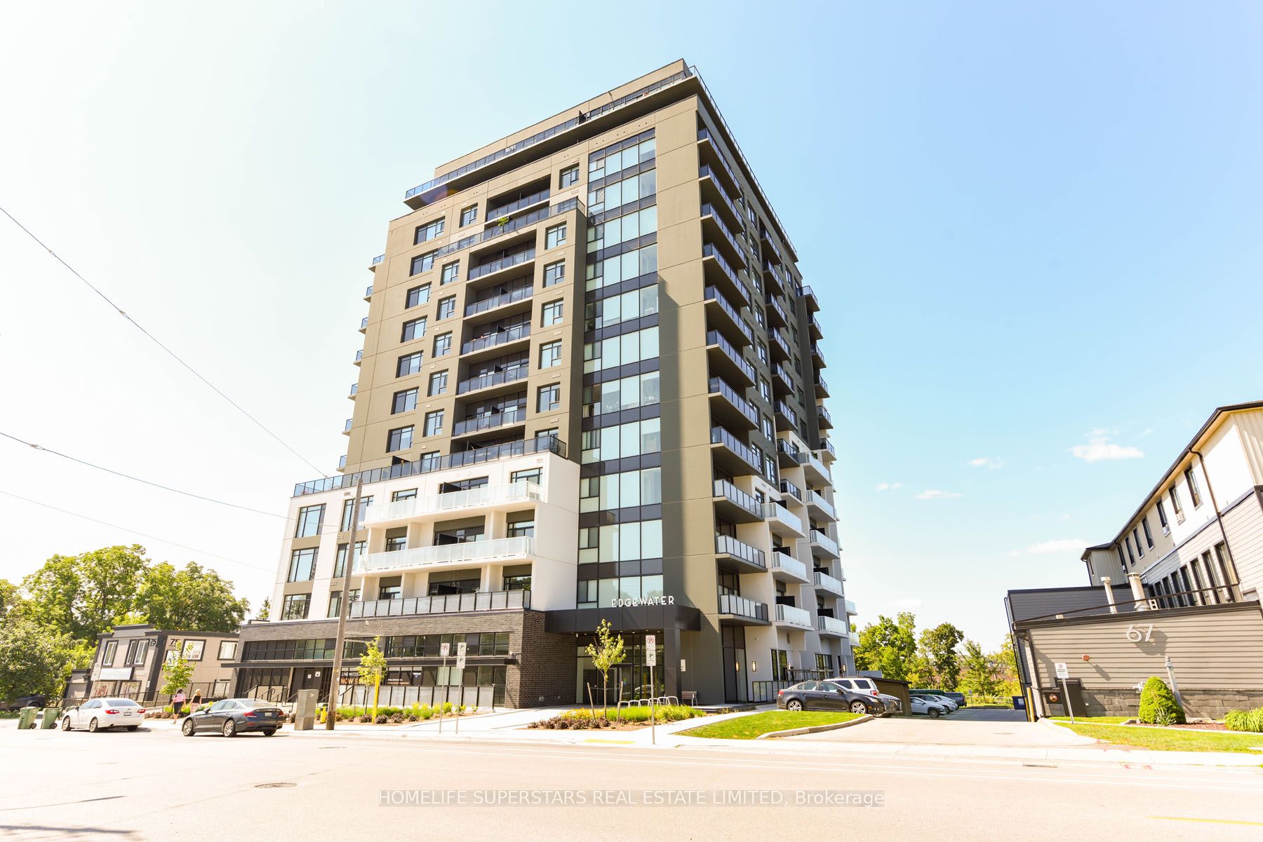 71 Wyndham Street S #403