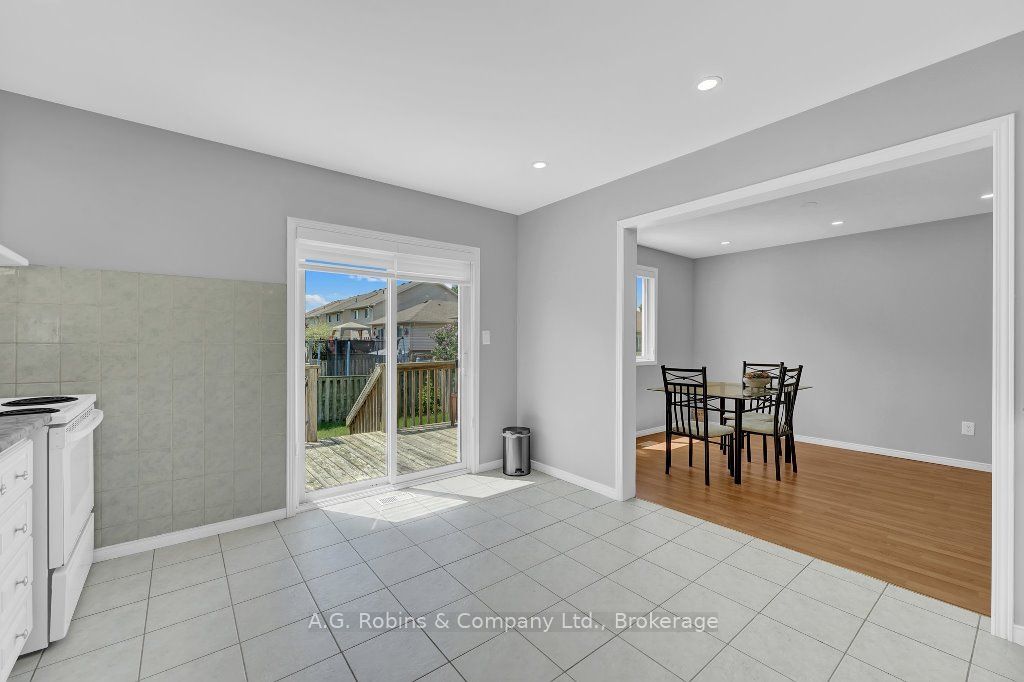 5 Longview Dr