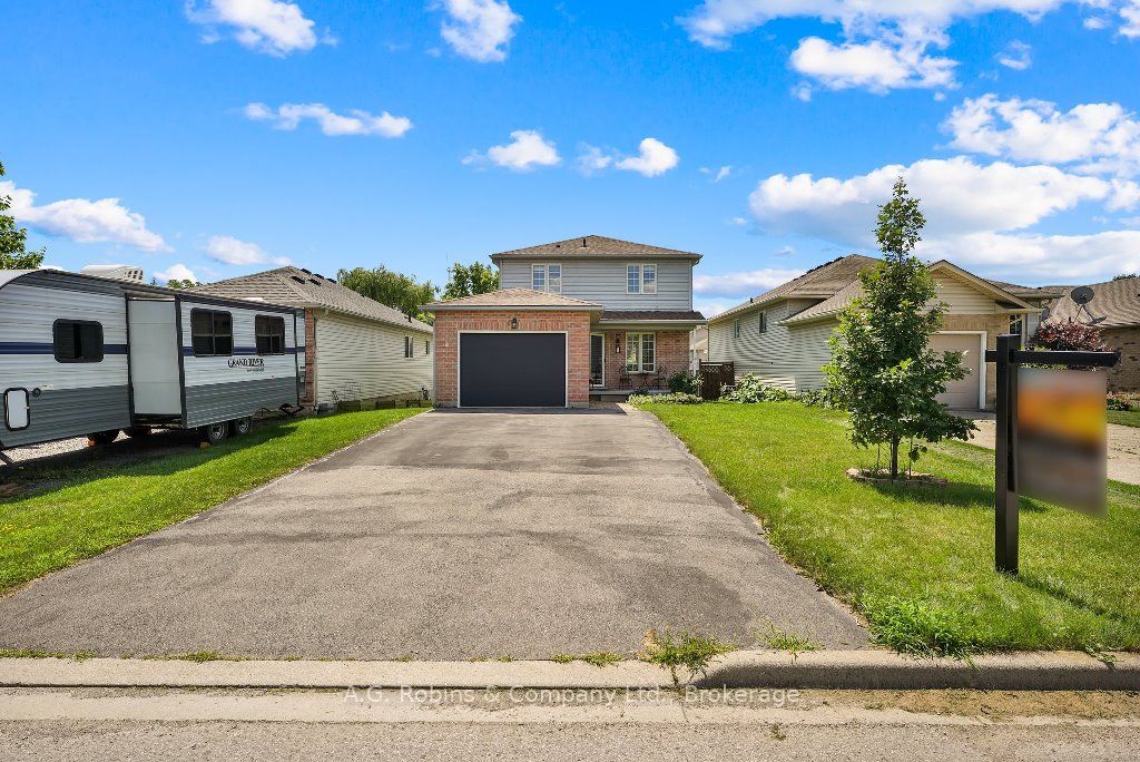 5 Longview Dr