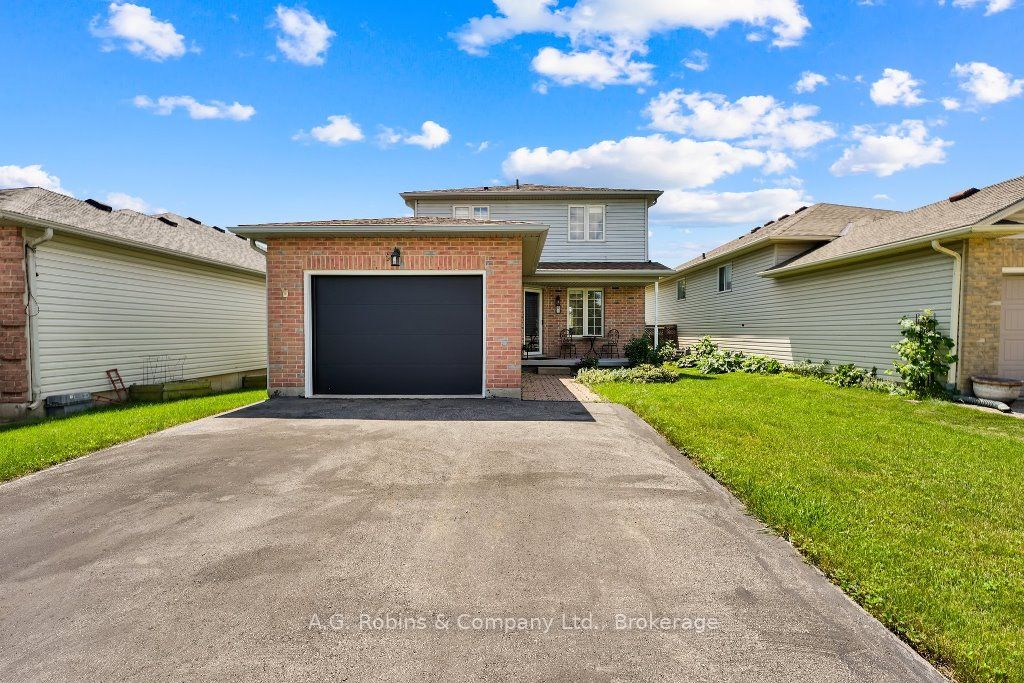 5 Longview Dr