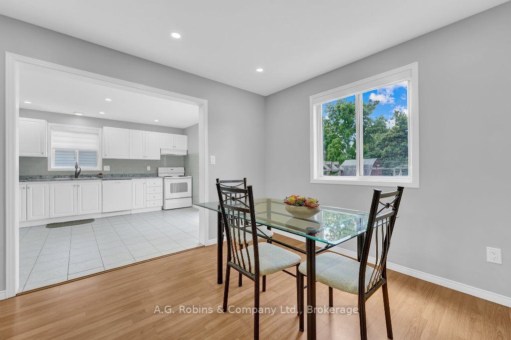 5 Longview Dr
