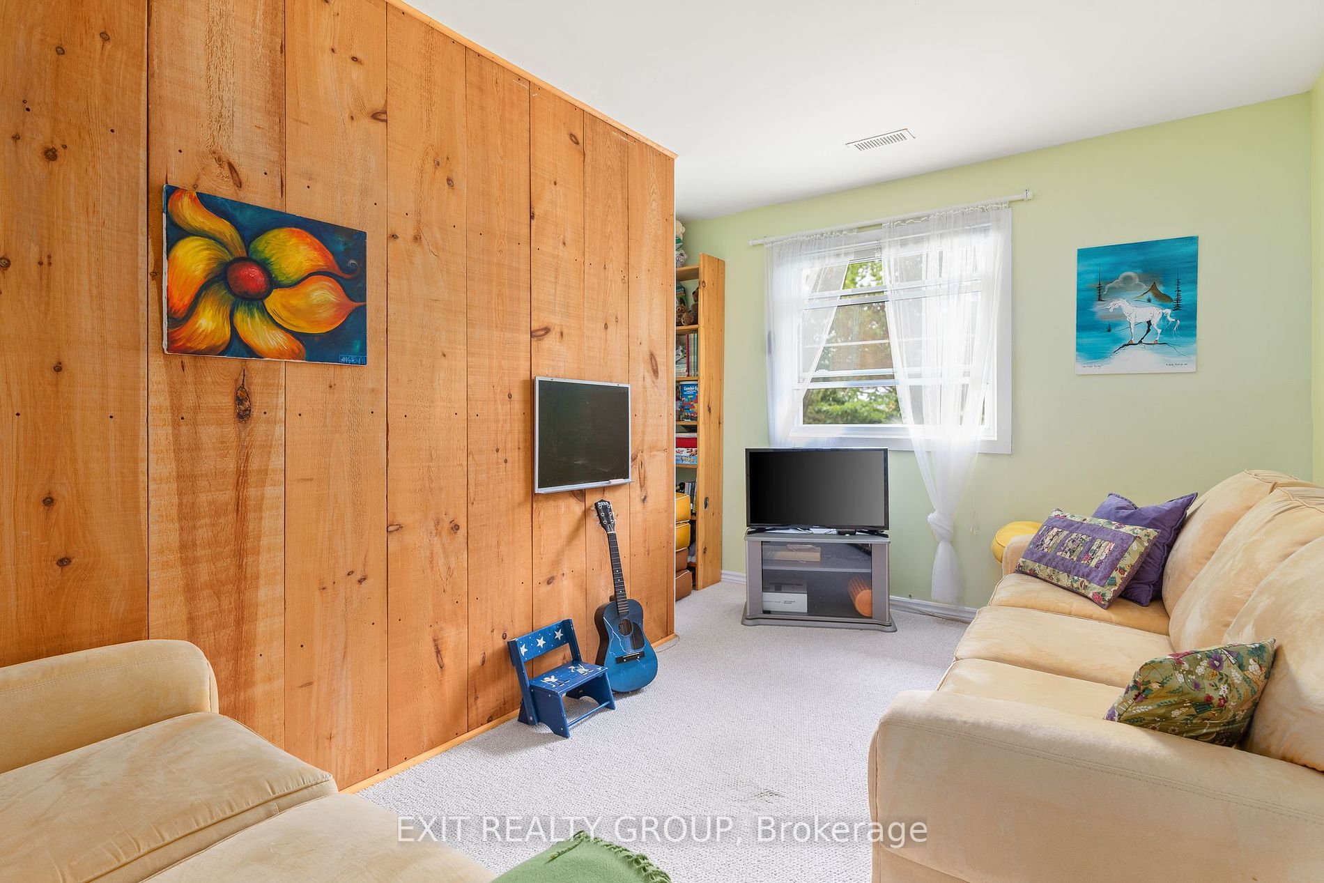 587 Scuttlehole Road