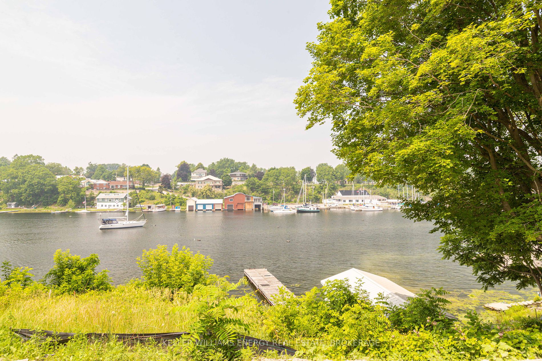 125 Villeneuve Dr