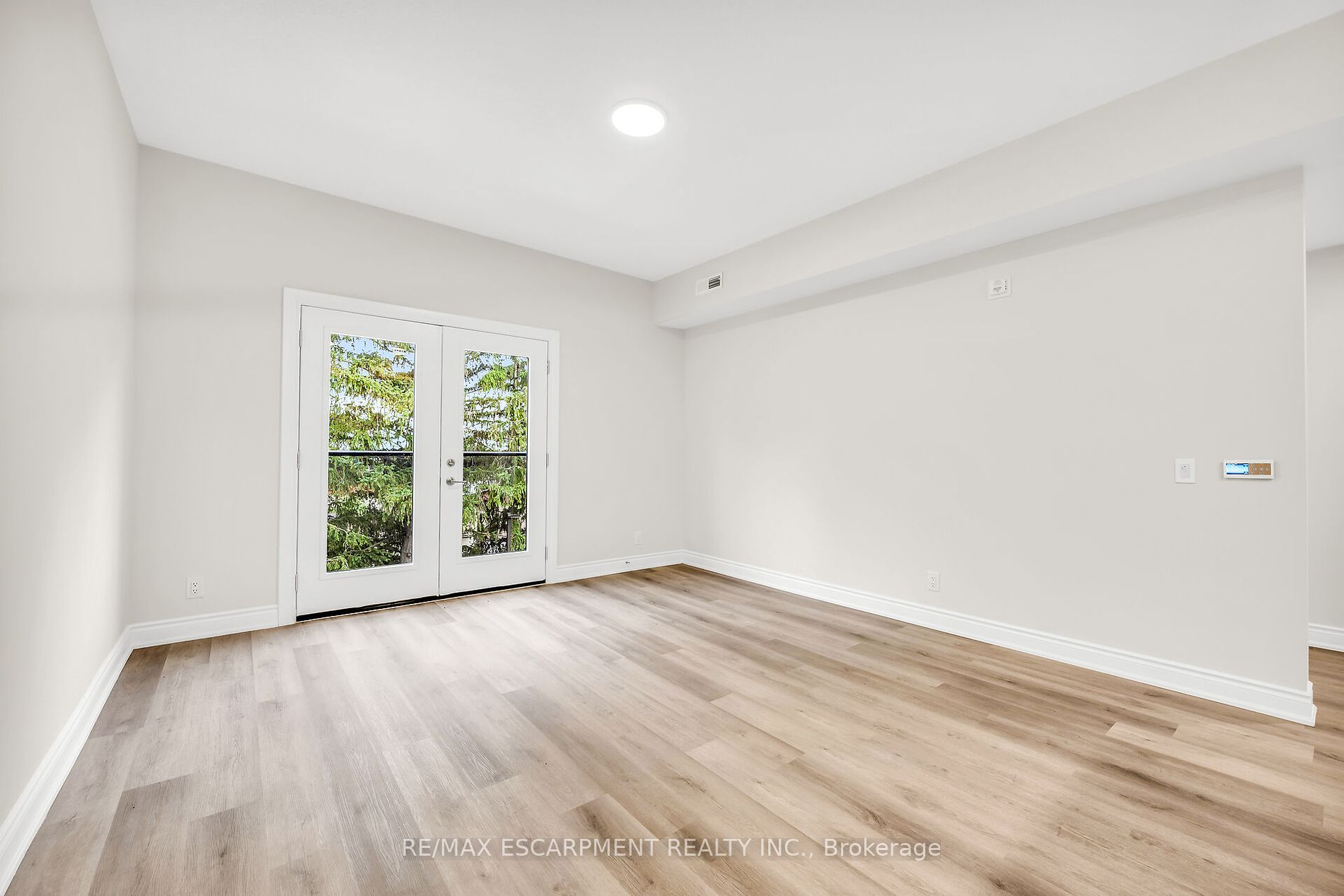 259 King Street E #303