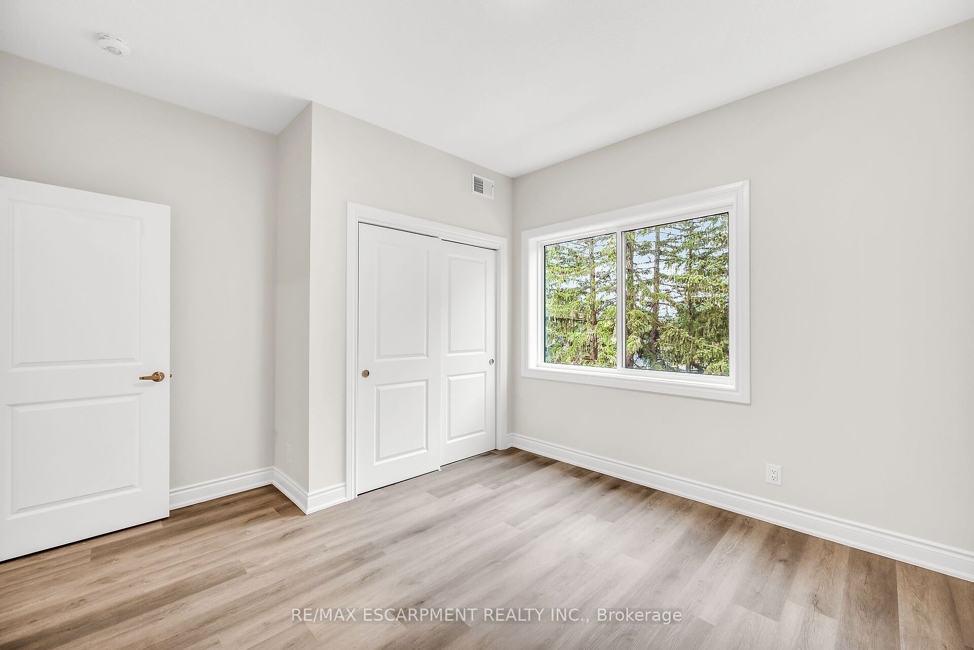 259 King Street E #303
