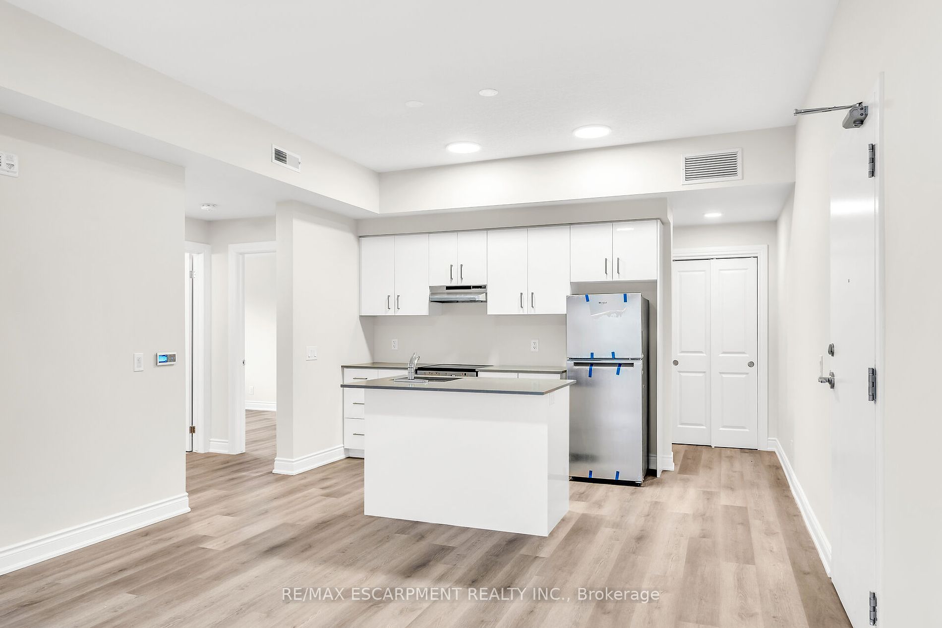 259 King Street E #303