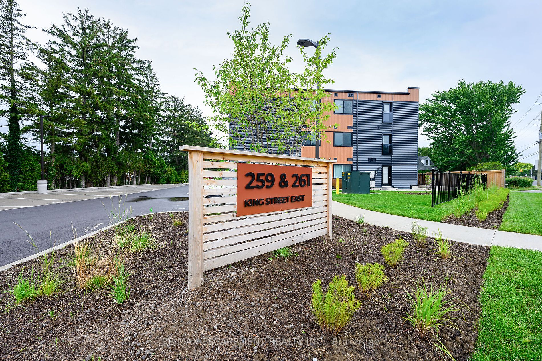 259 King Street E #303
