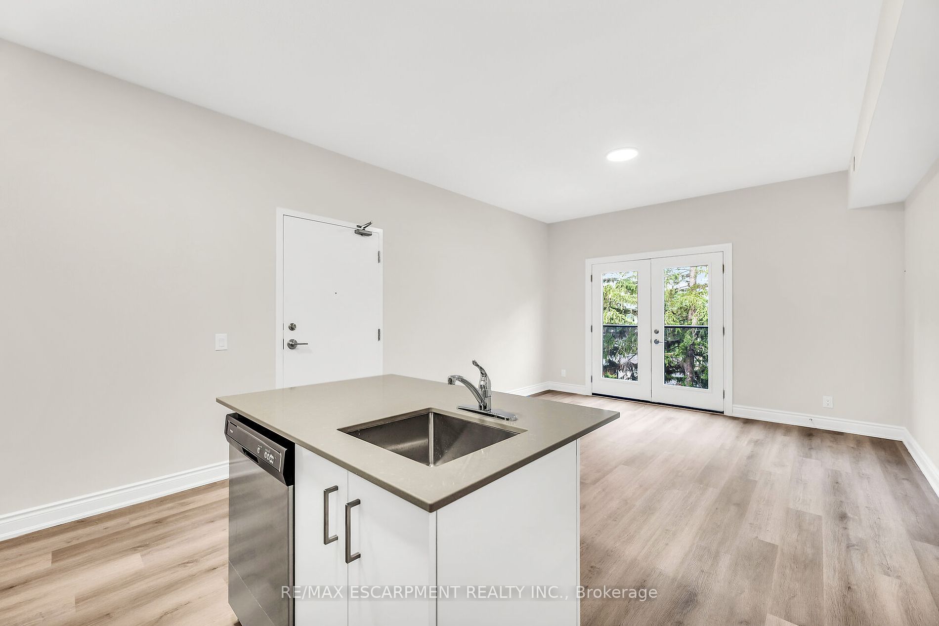 259 King Street E #303