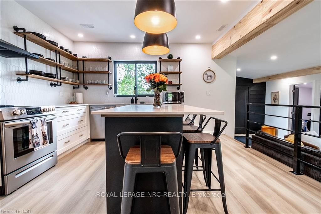 1368 Lorraine Road