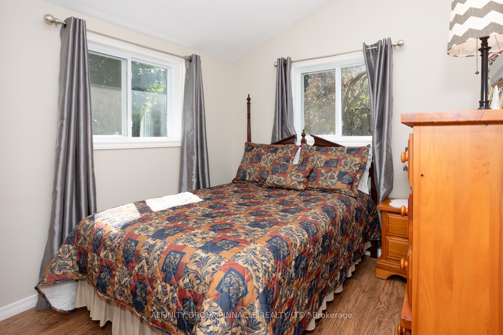 24 Hargrave Rd