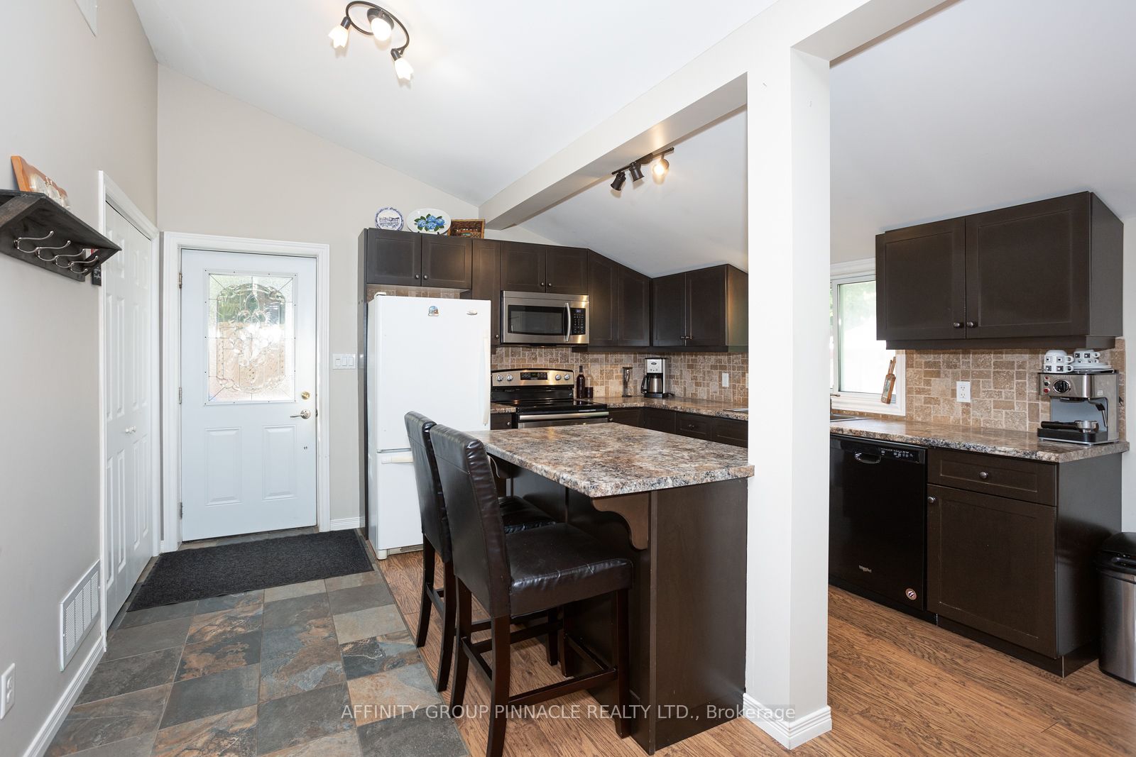 24 Hargrave Rd
