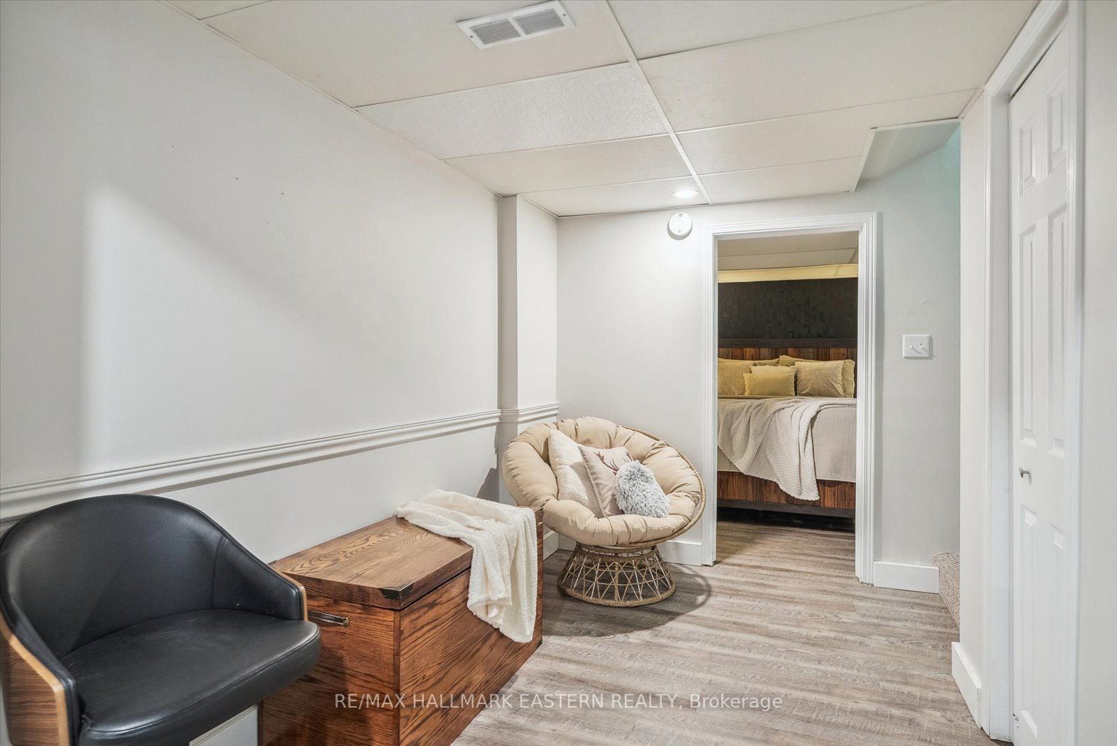 1316 SCOLLARD Drive