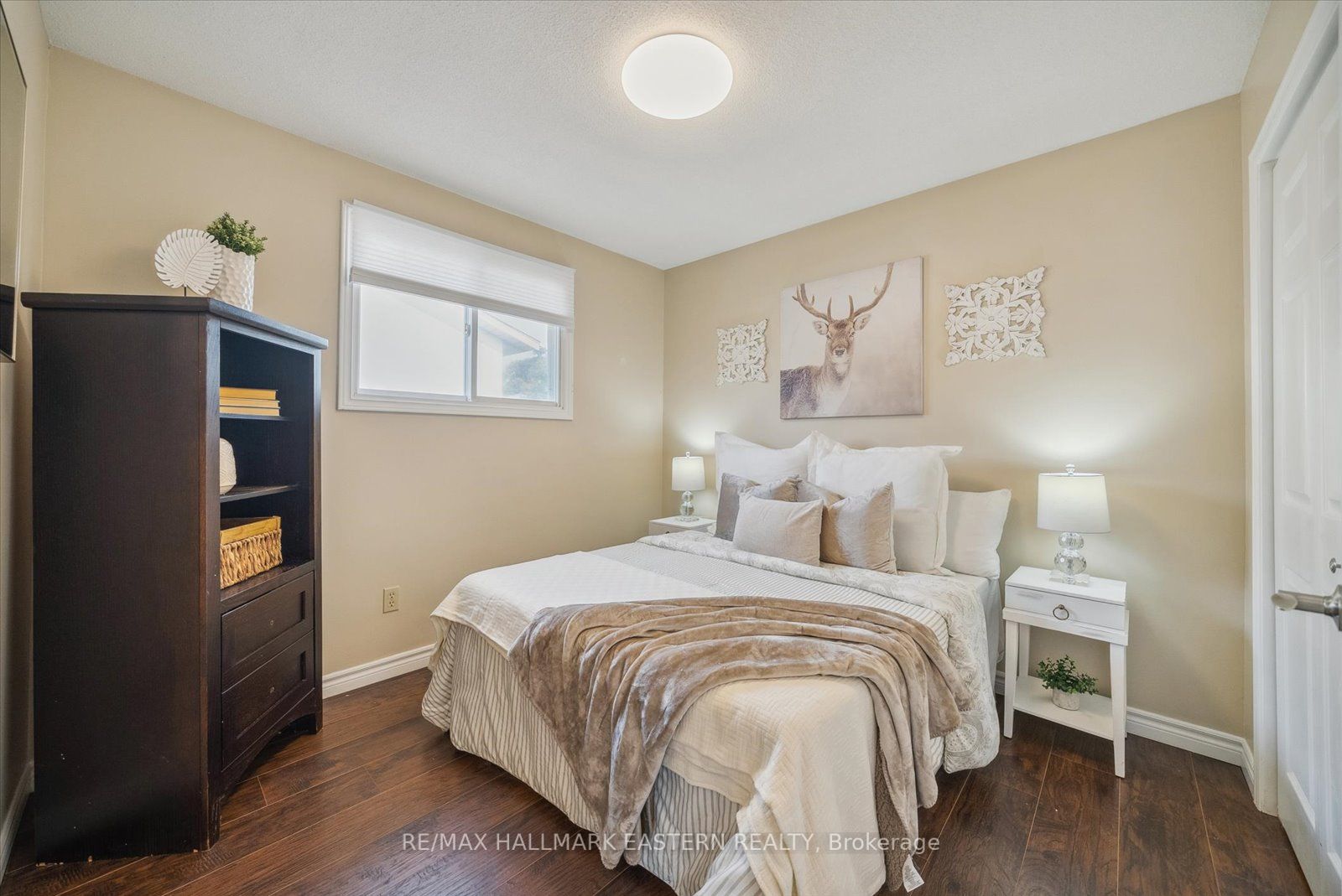 1316 SCOLLARD Drive