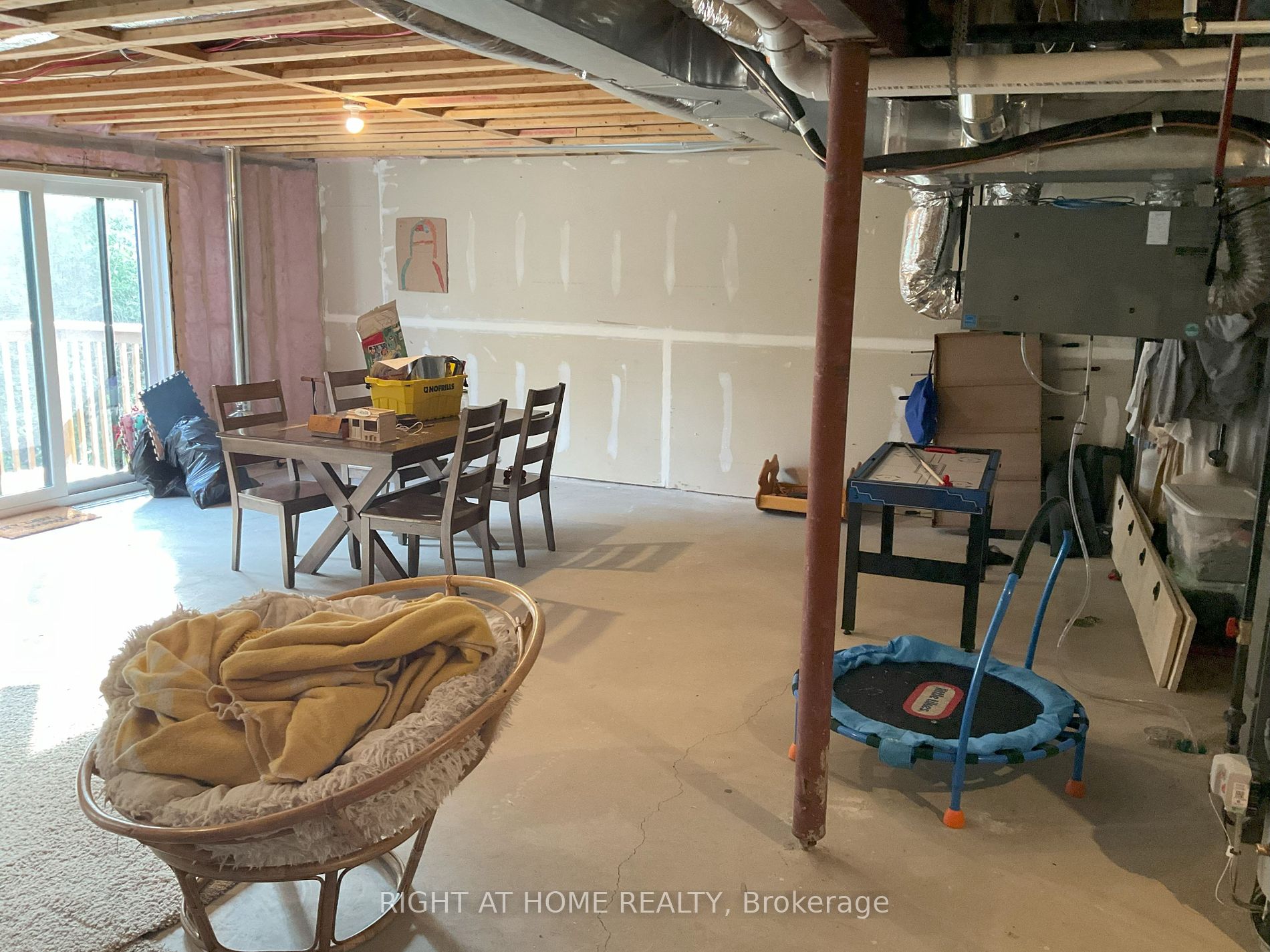 18 Trailside Drive