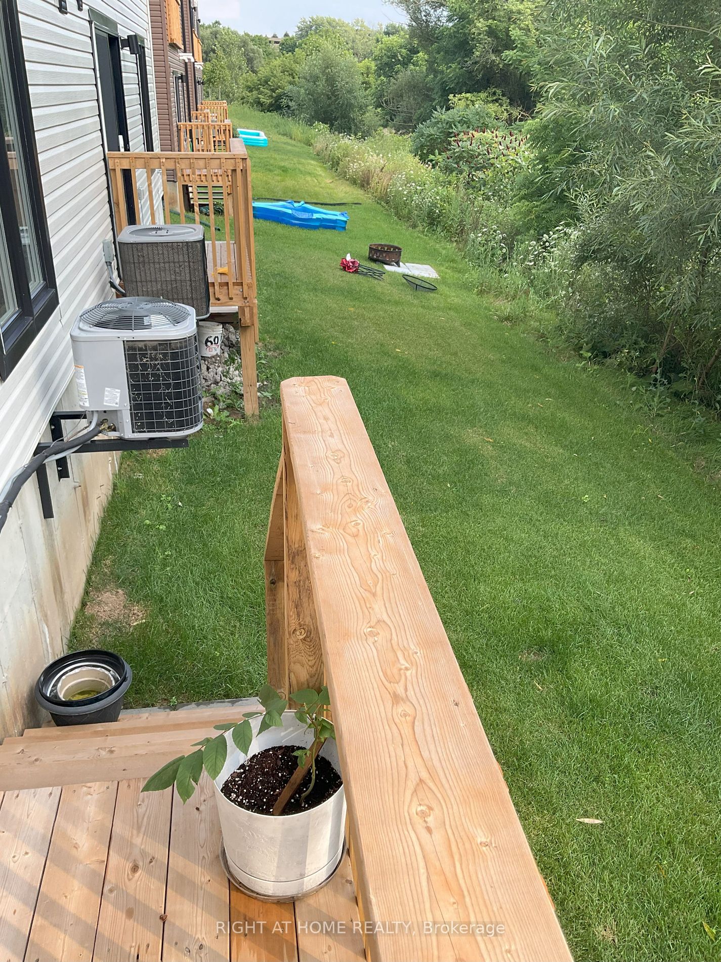 18 Trailside Drive