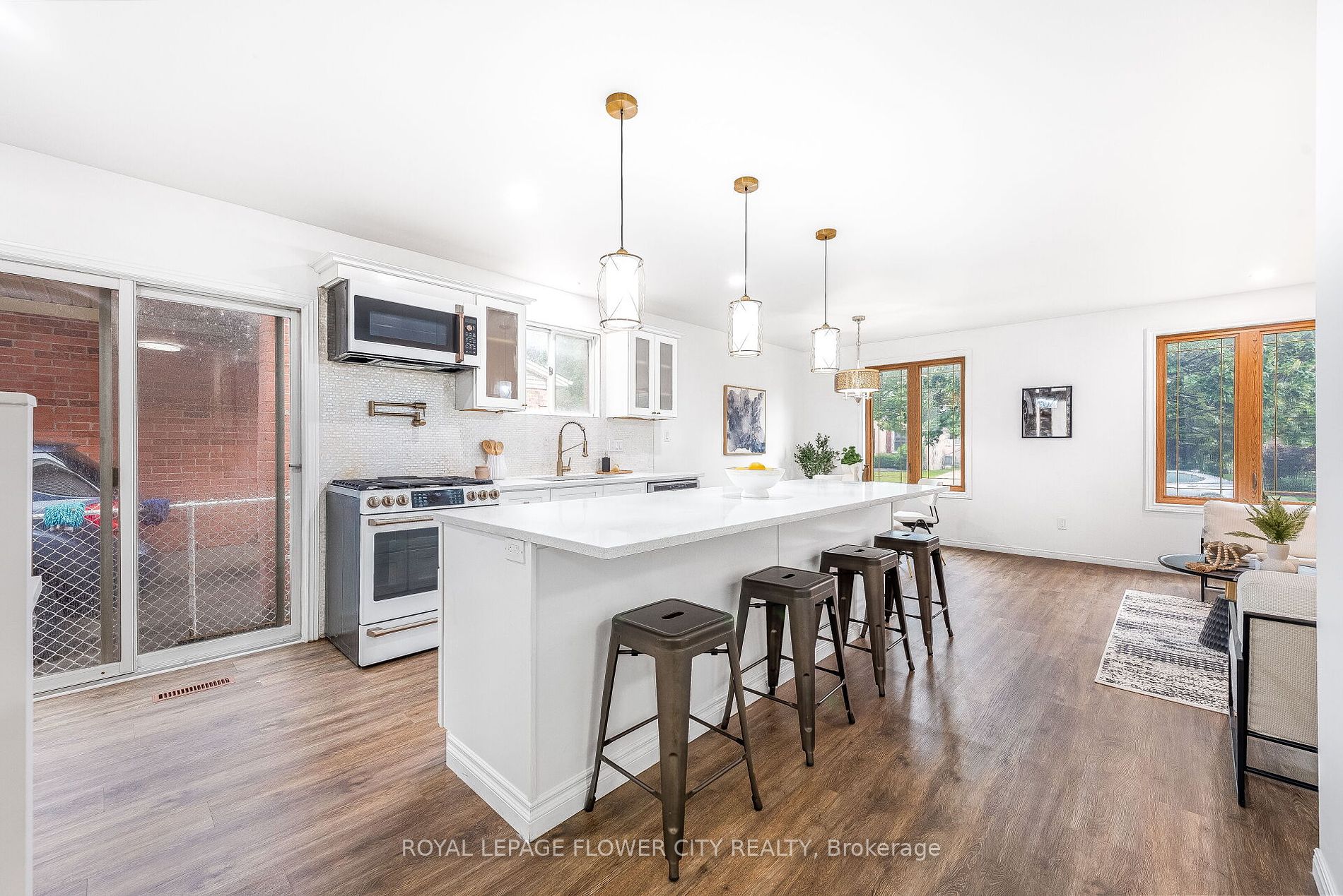 205 Worthington Ave