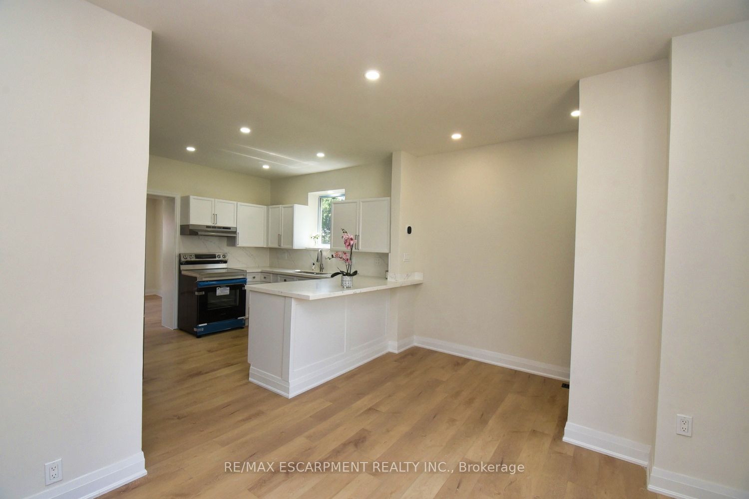126 Evans Street