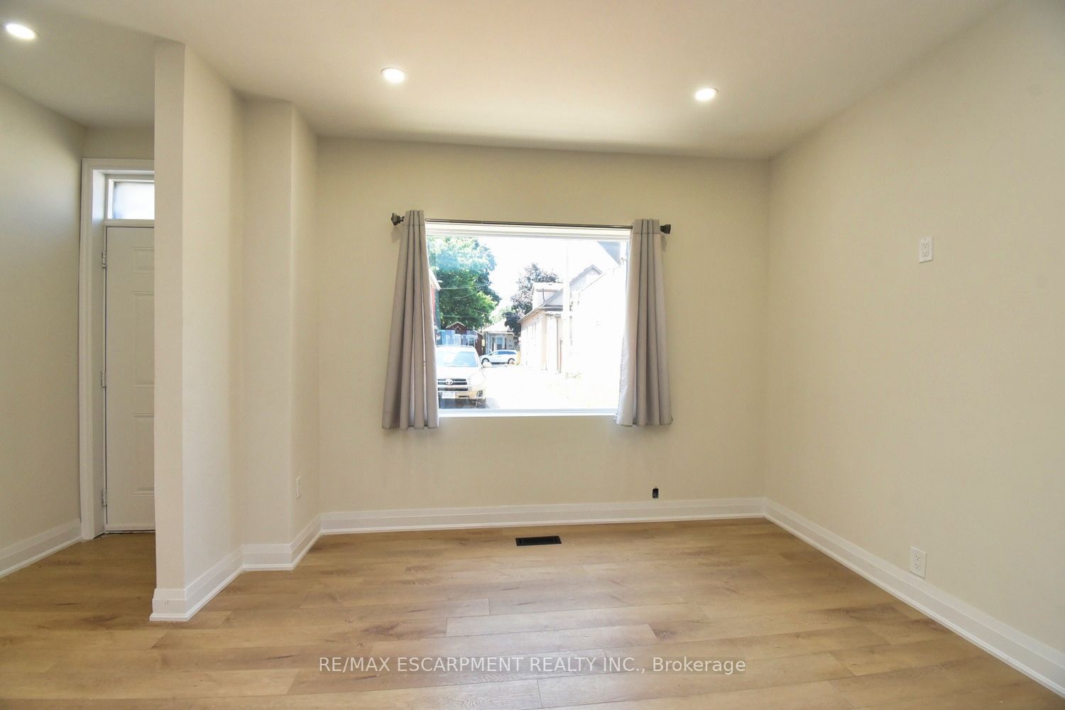 126 Evans Street