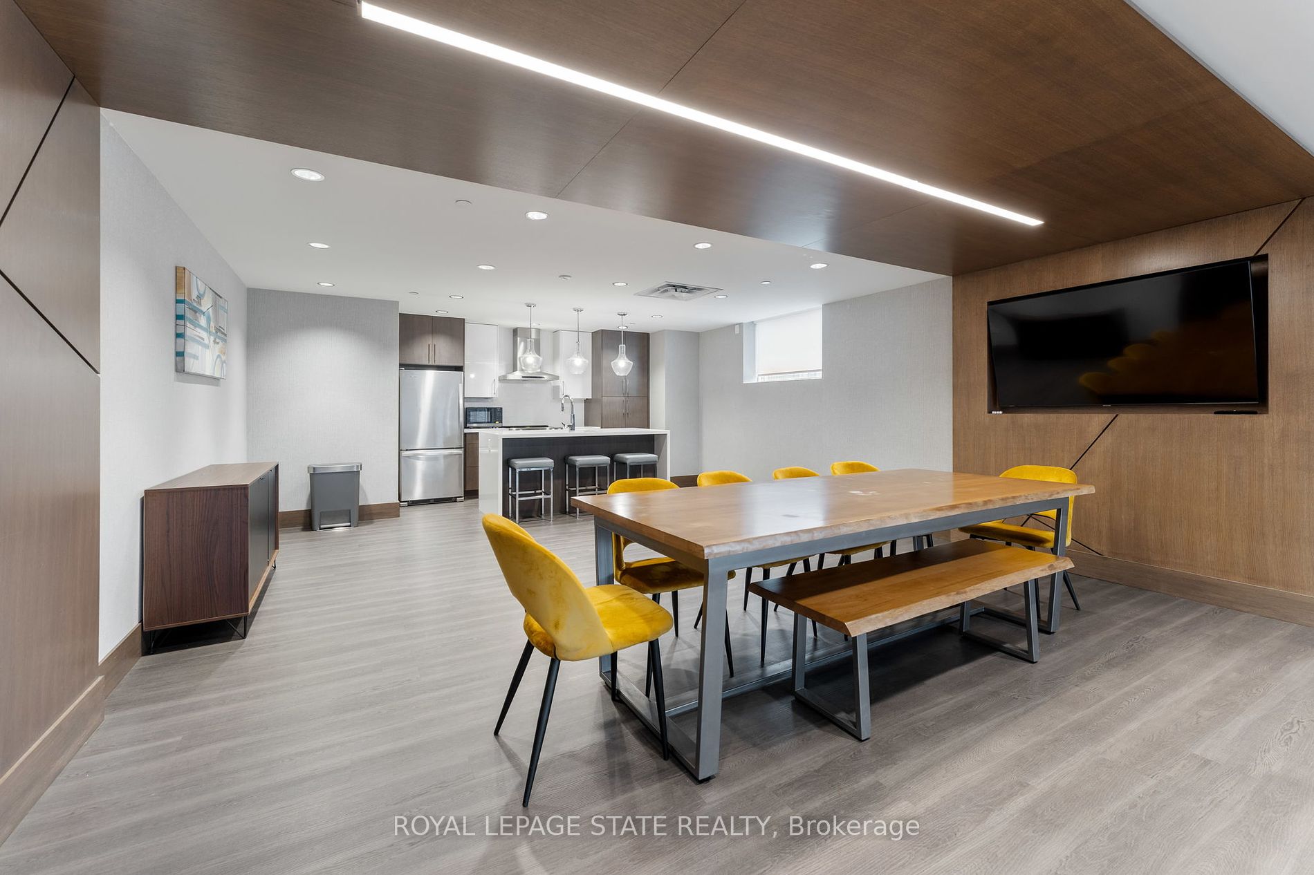 16 Markle Crescent #413