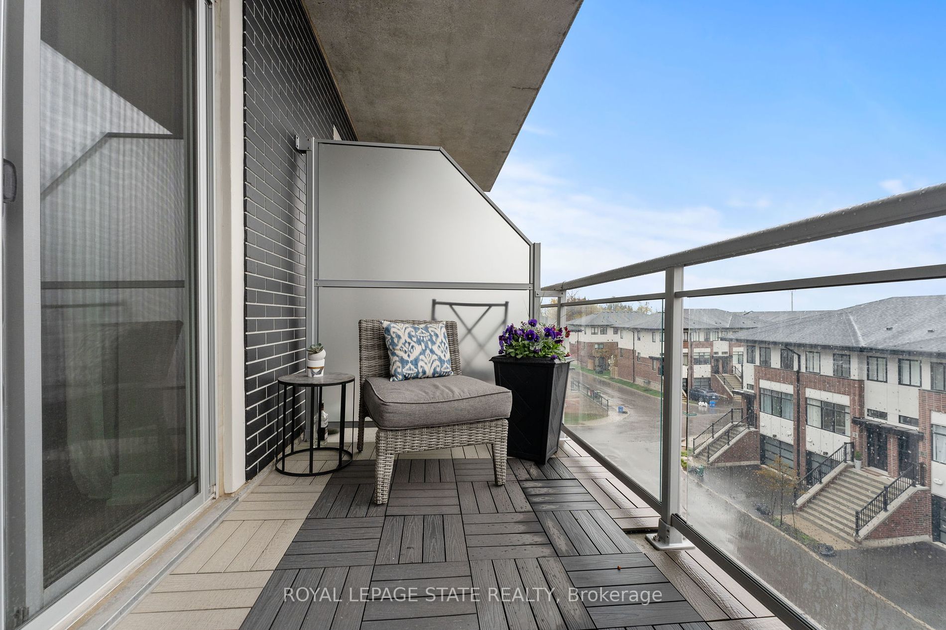 16 Markle Crescent #413