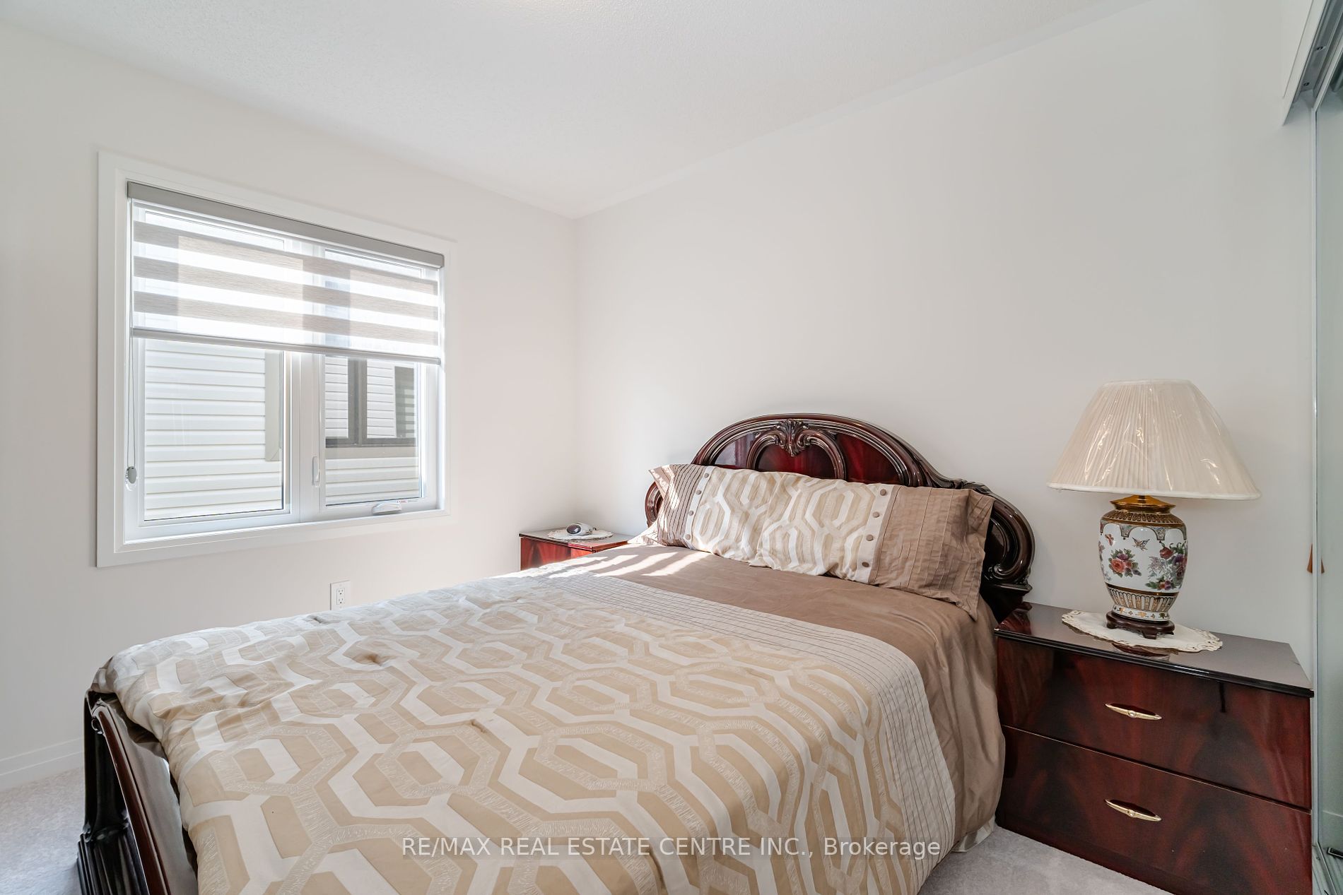 135 Fairey Crescent
